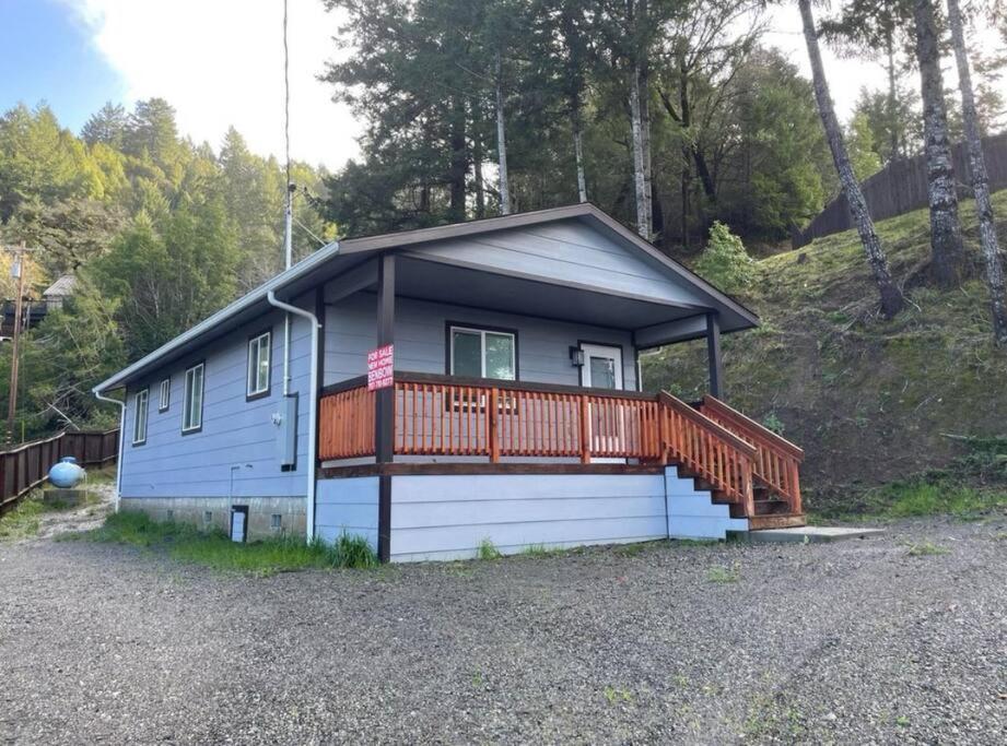 New, Fun-Size Benbow House! Garberville Exterior foto